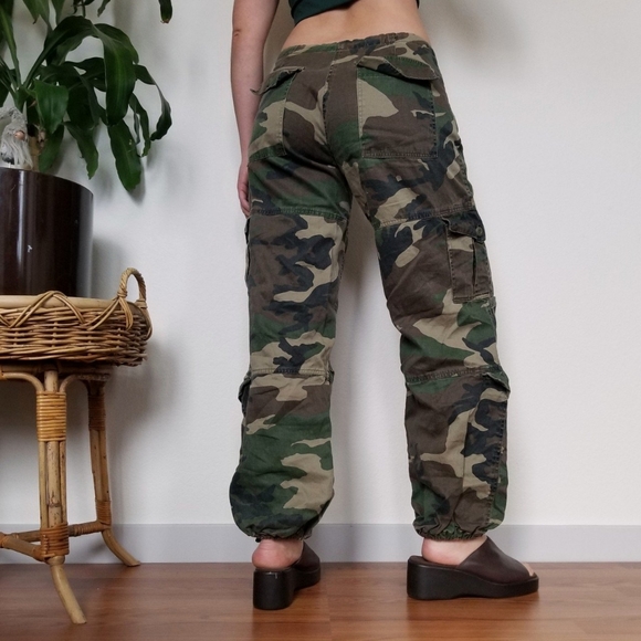 SOLD💫 Rothco Drawstring Camo Pants - Picture 2 of 4